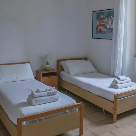 Casa Bardia